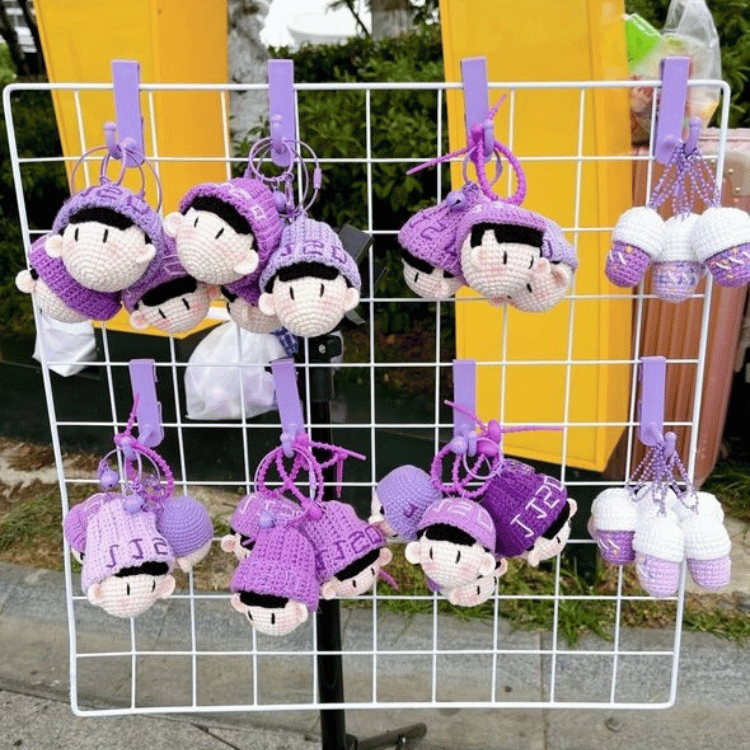 JJ LIN 20 Keychain Image 1